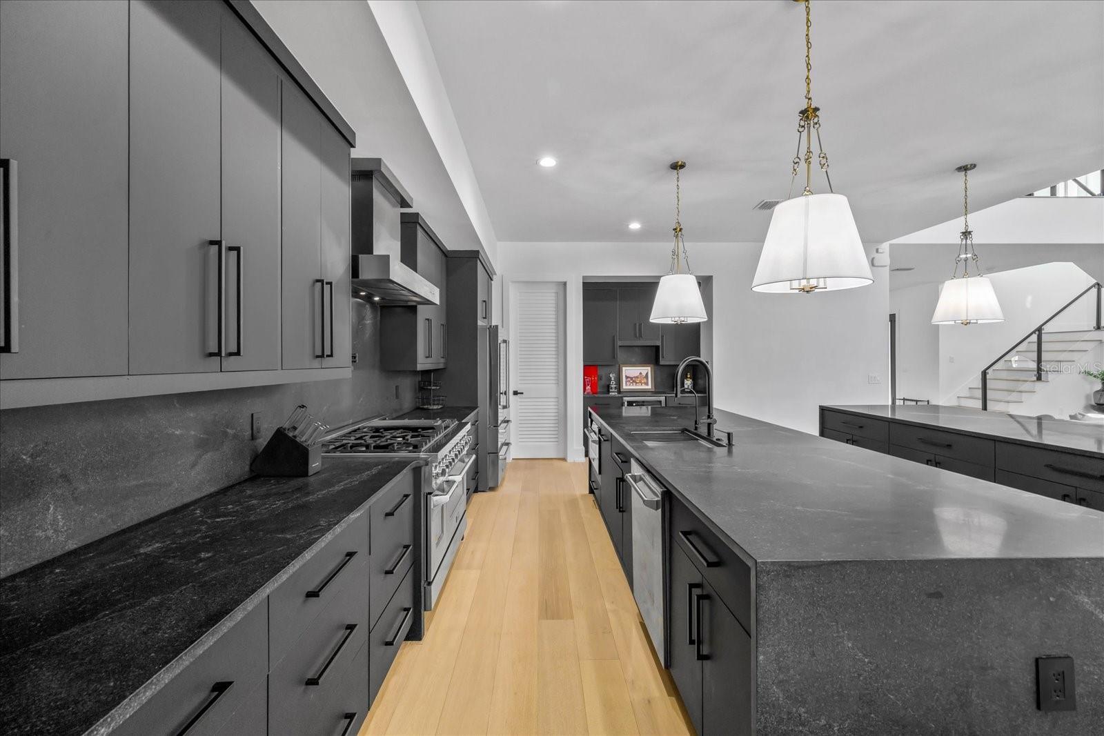 HENDERSON BEACH - Residential