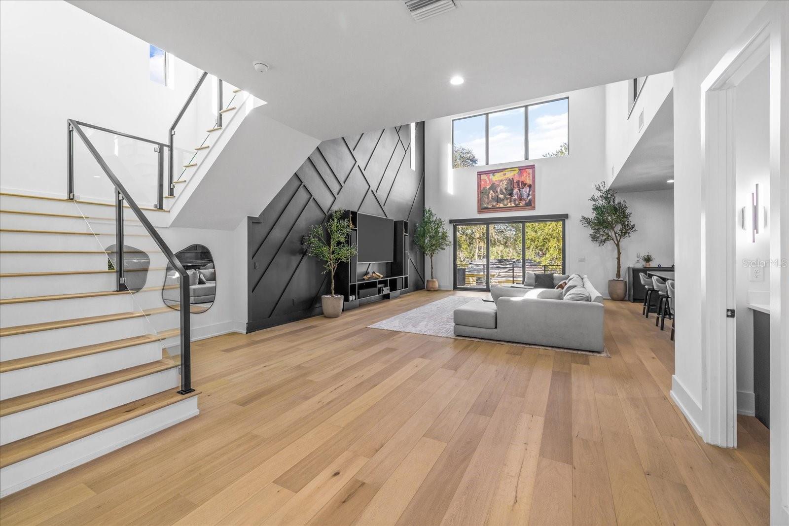 HENDERSON BEACH - Residential