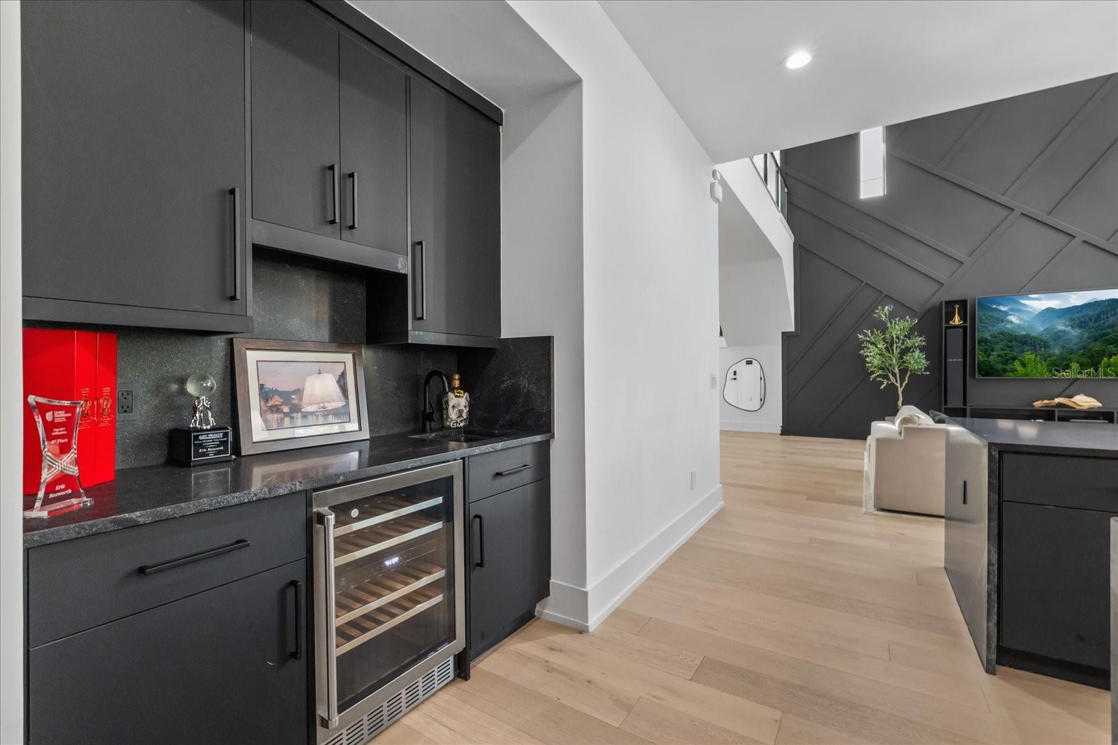 HENDERSON BEACH - Residential