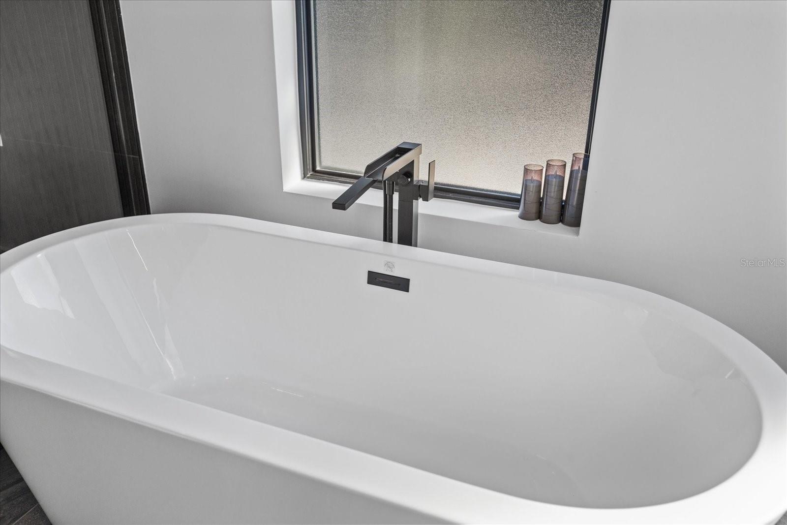 HENDERSON BEACH - Residential