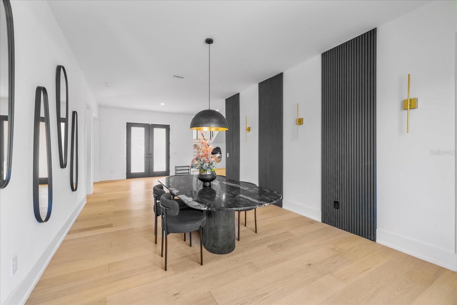 HENDERSON BEACH - Residential