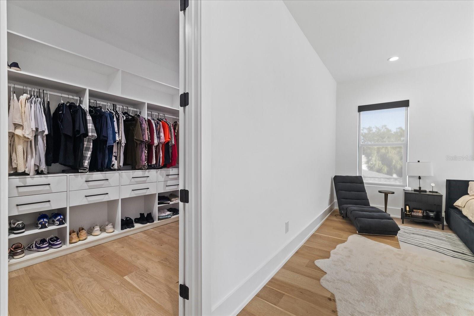 HENDERSON BEACH - Residential