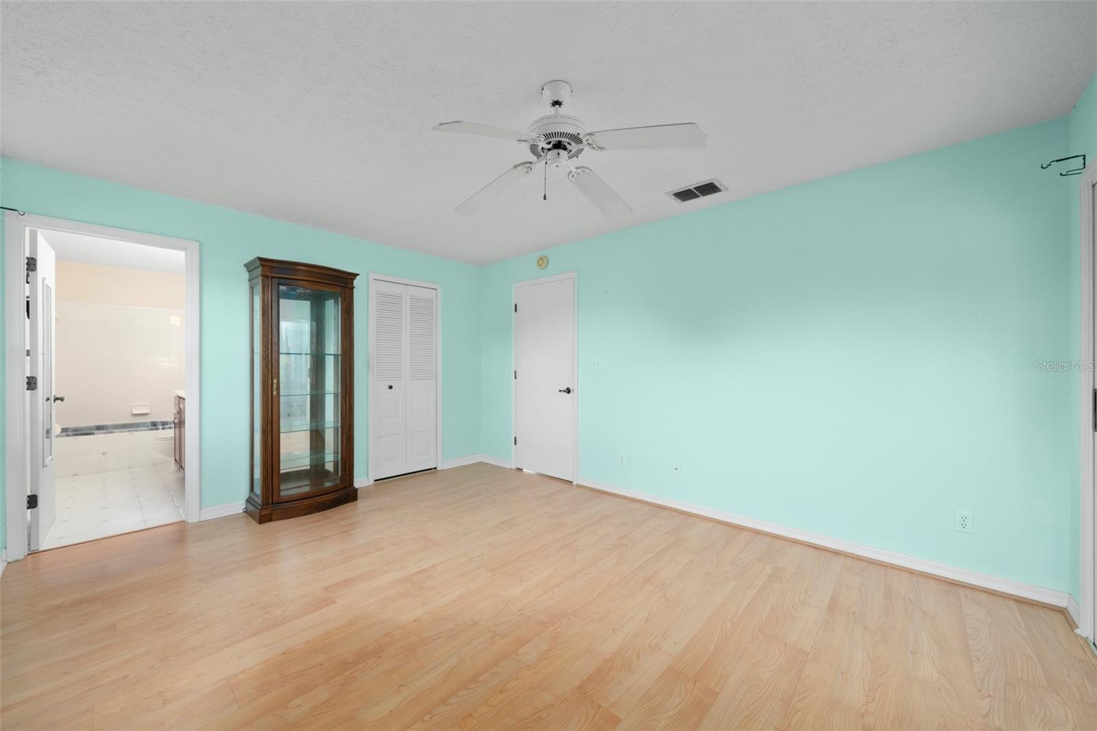 SUN N LAKES - Residential