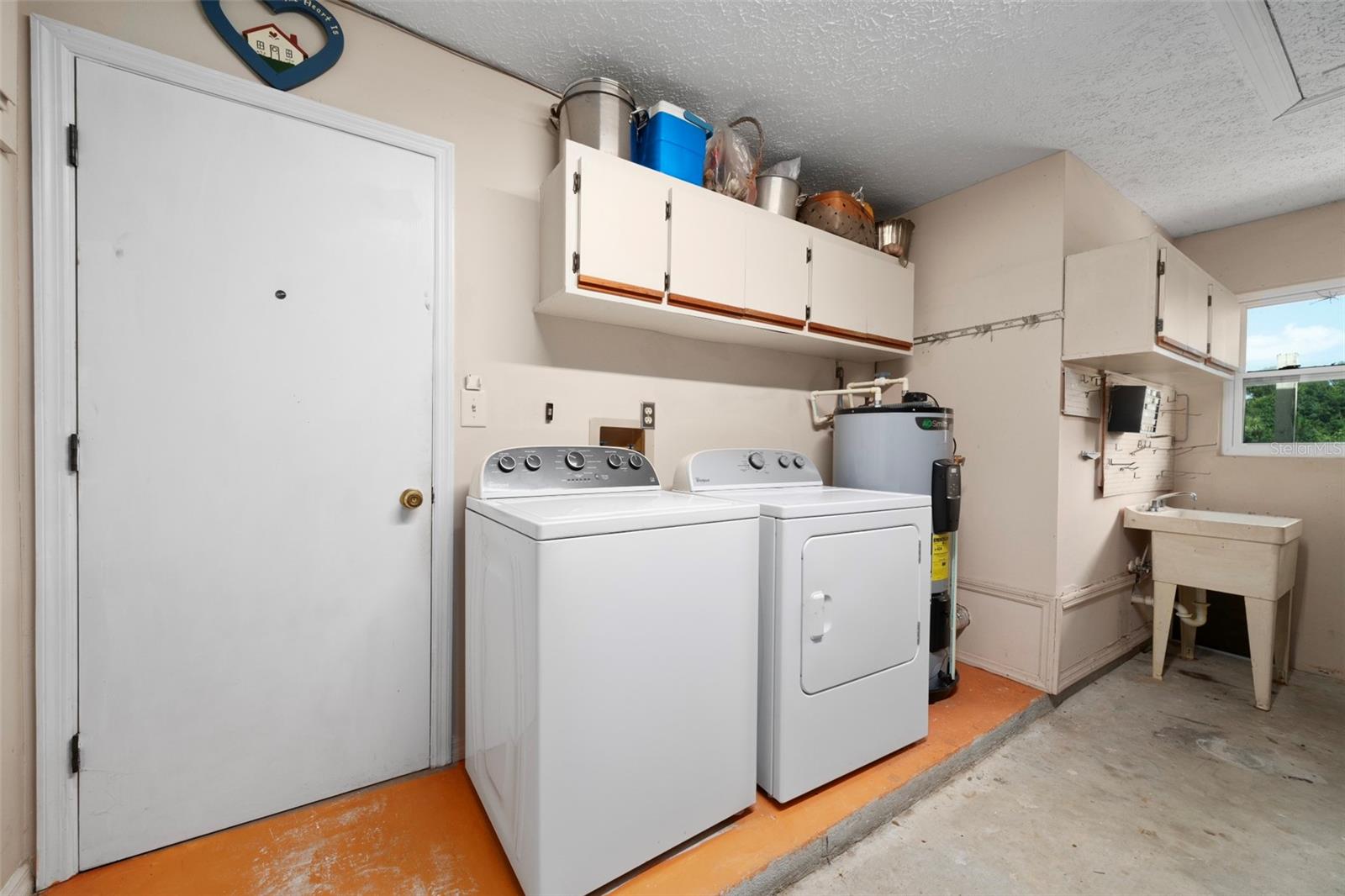 SUN N LAKES - Residential