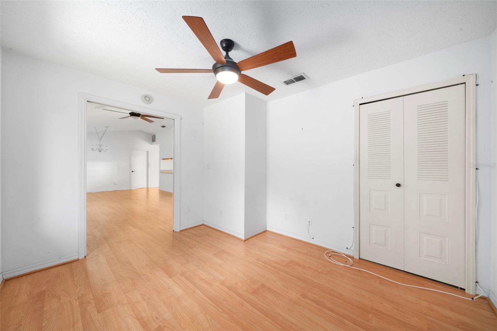 SUN N LAKES - Residential