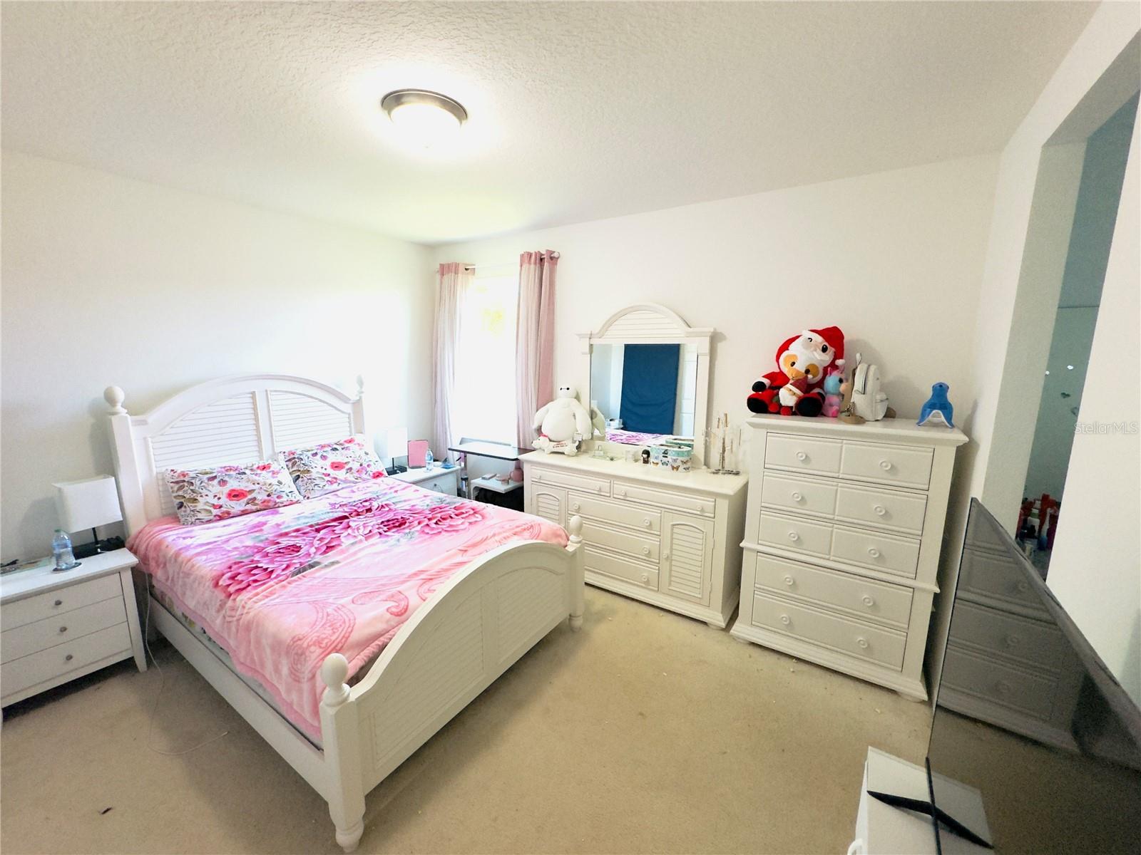 LAKE PRESERVE - Residential