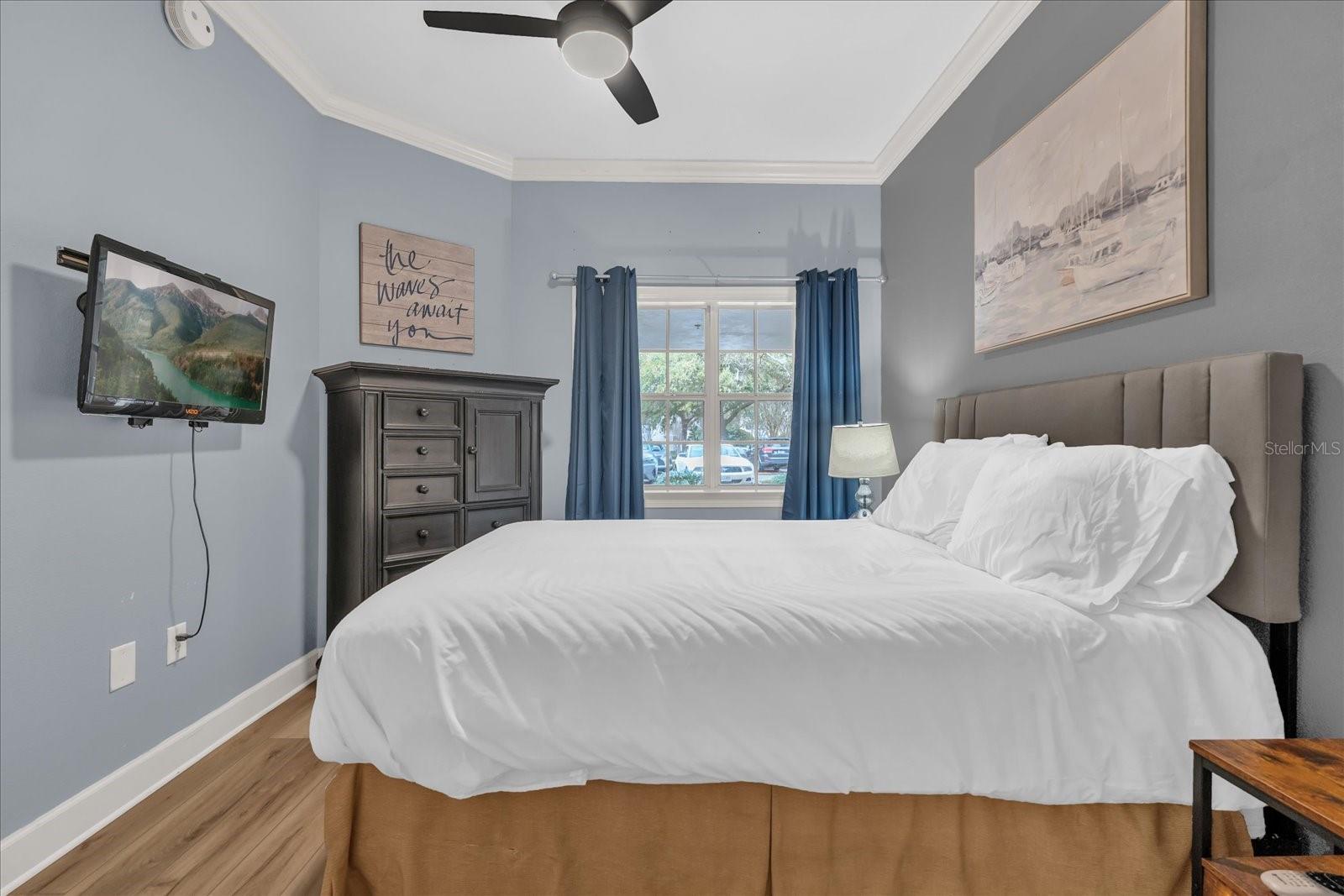 CENTRE COURT RIDGE CONDO PH 7 BLDG G - Residential