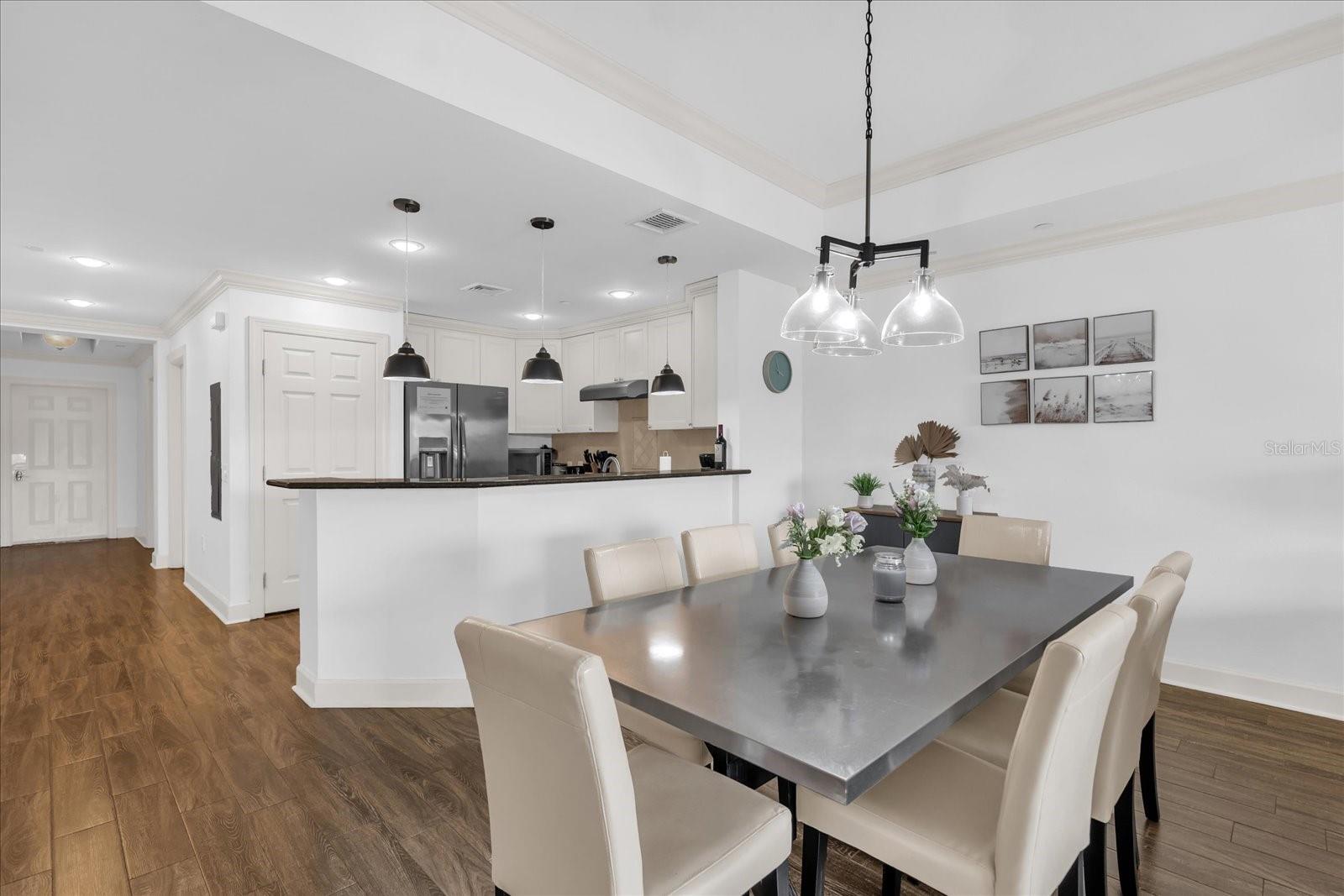 CENTRE COURT RIDGE CONDO PH 7 BLDG G - Residential