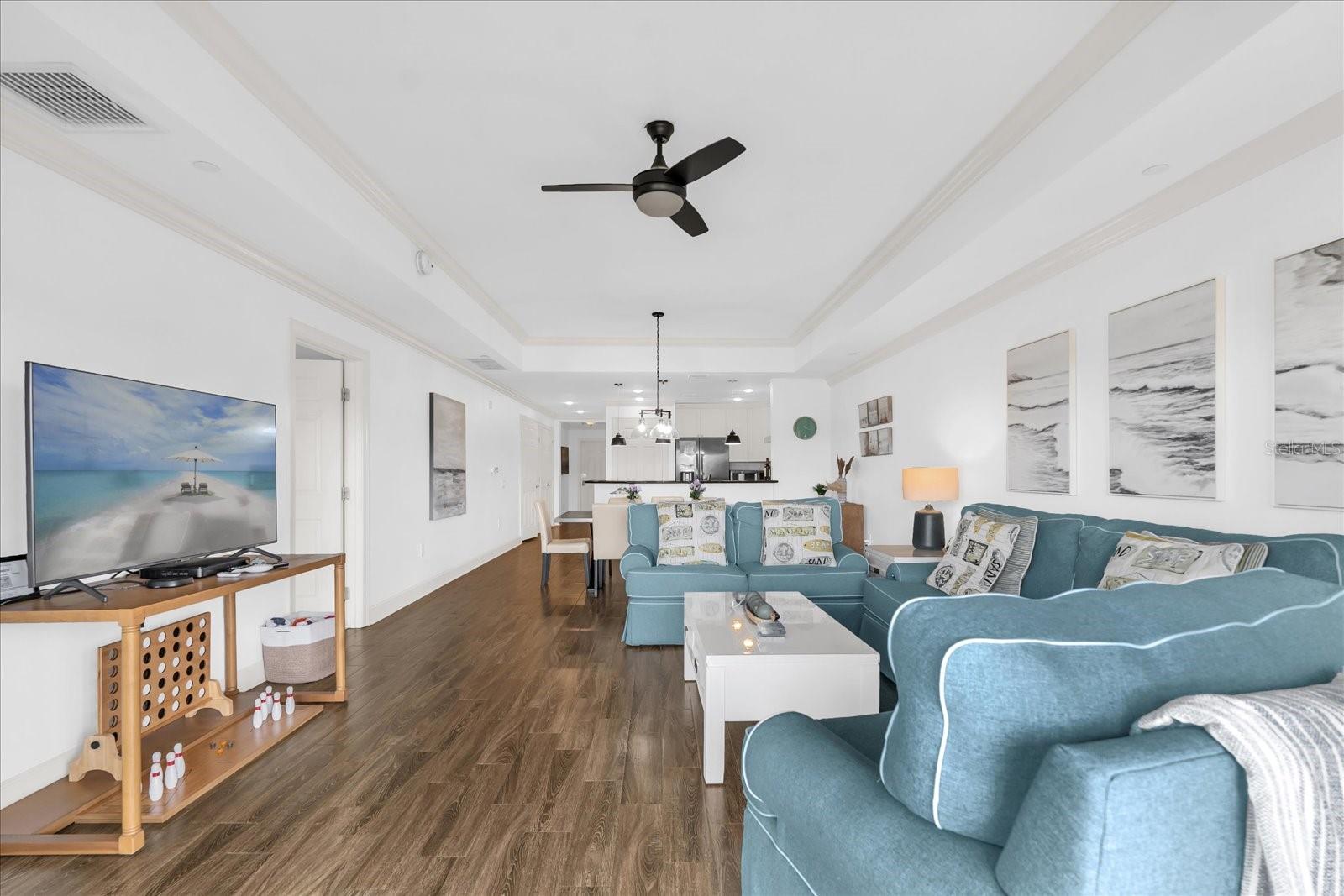 CENTRE COURT RIDGE CONDO PH 7 BLDG G - Residential