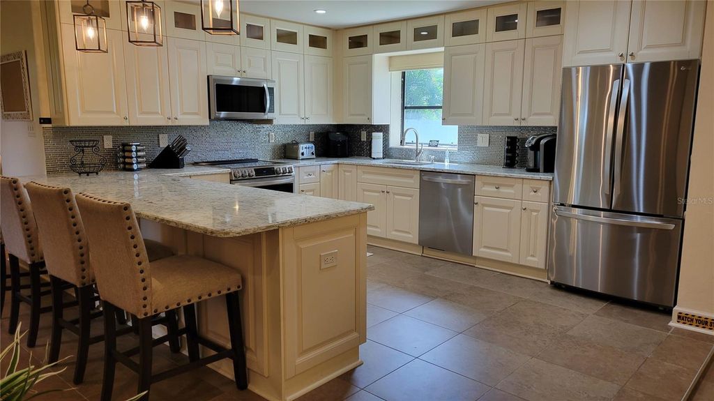 Photo of 3932 Sunshine Avenue, Sarasota, FL 34231 (MLS # A4669275)
