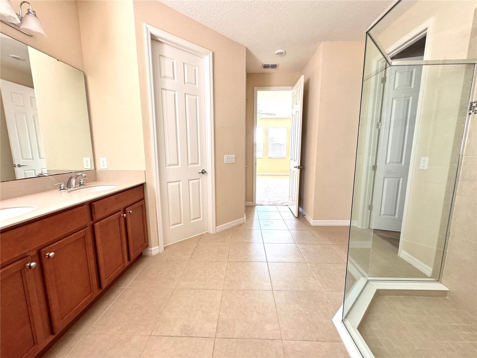 BELLALAGO PH B-2 - Residential Lease