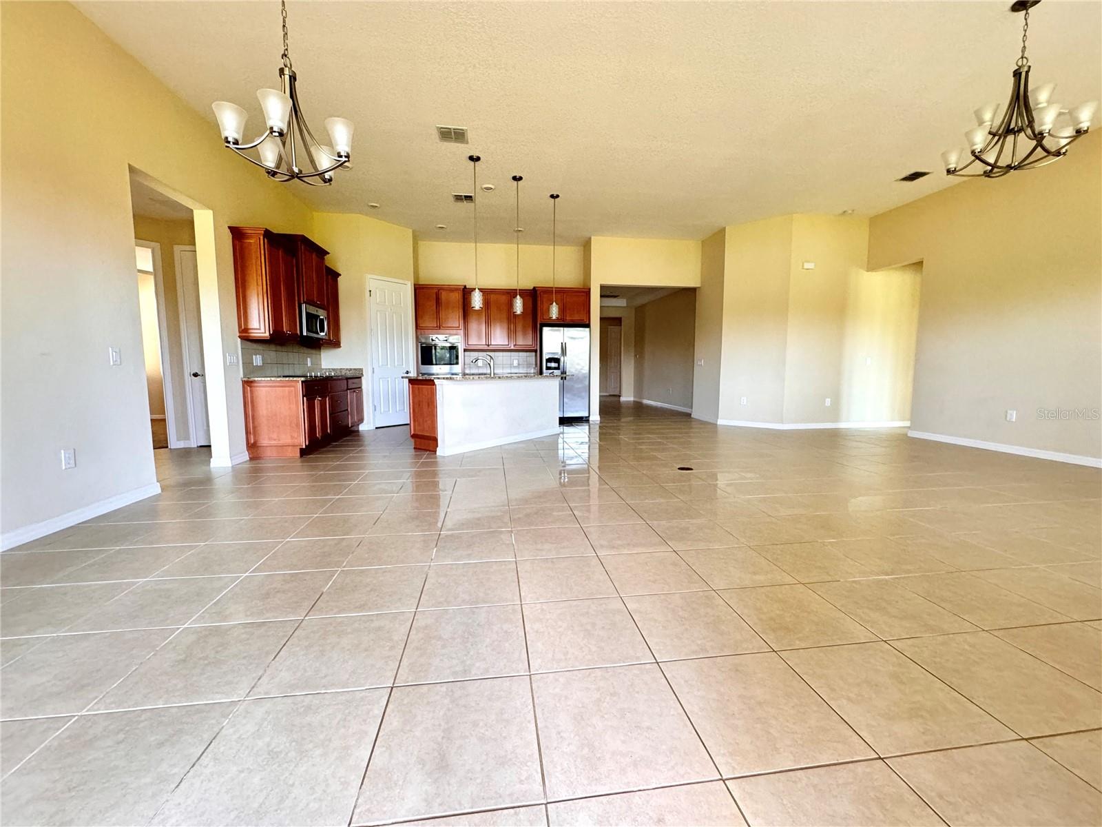 BELLALAGO PH B-2 - Residential Lease