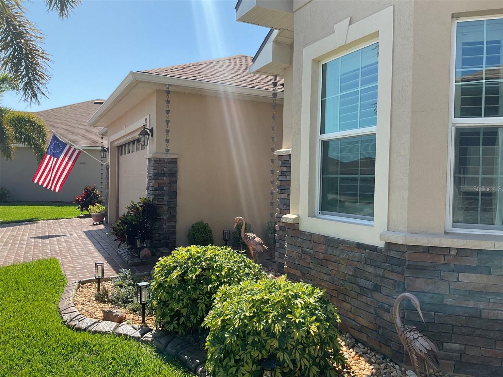 1415 COLONIAL COURT