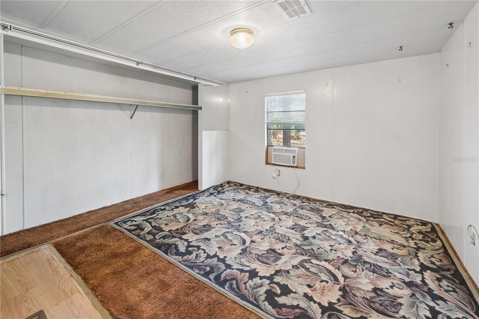 SEMINOLE WOODS - Residential