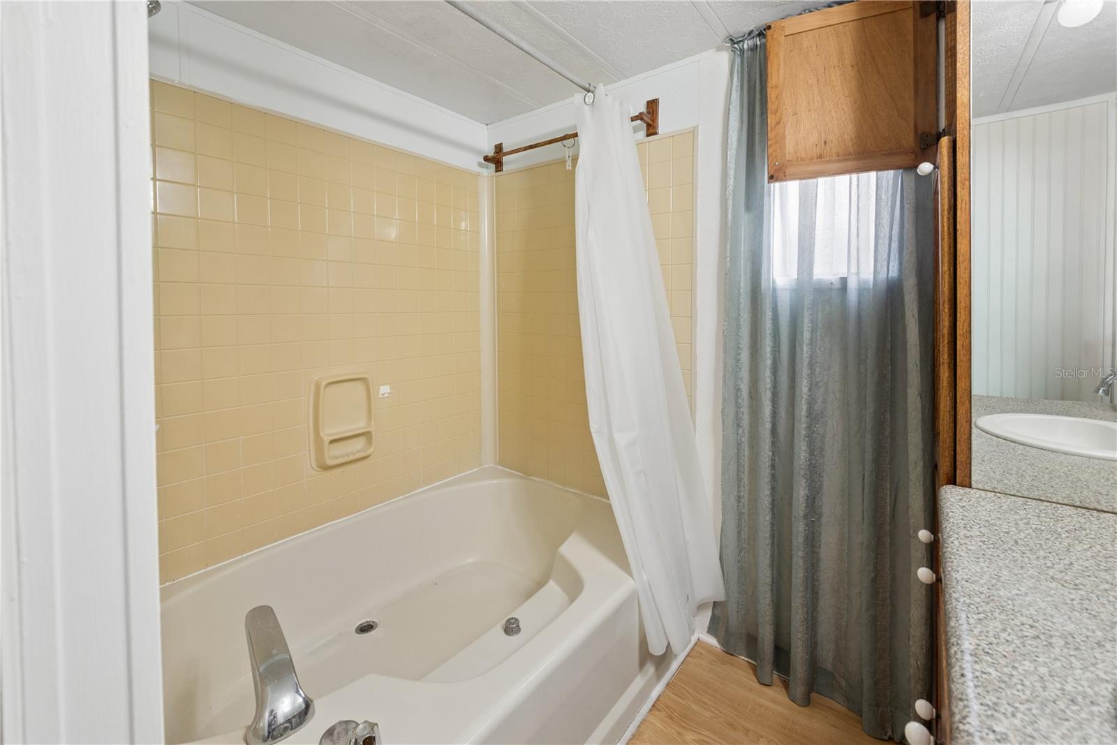 SEMINOLE WOODS - Residential