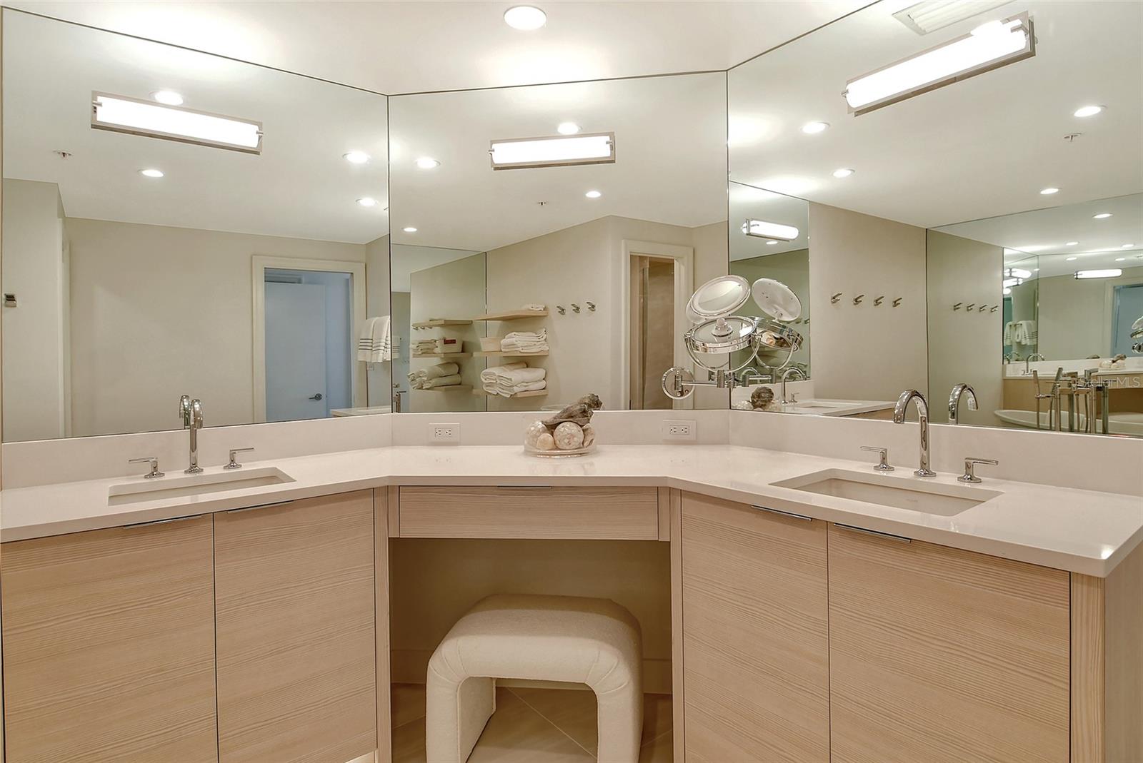 SANCTUARY IV - Residential