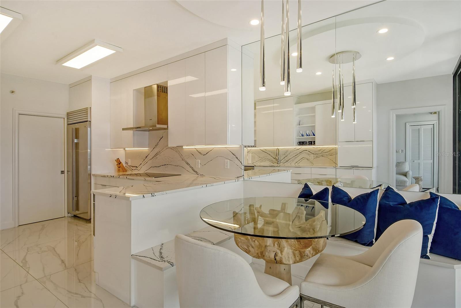 SANCTUARY IV - Residential