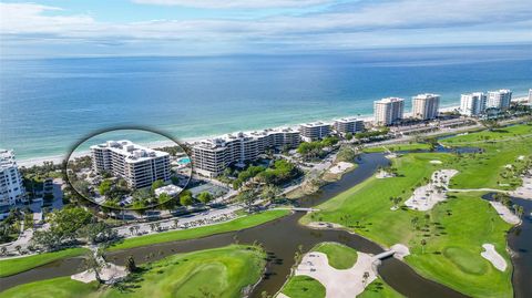 A home in LONGBOAT KEY