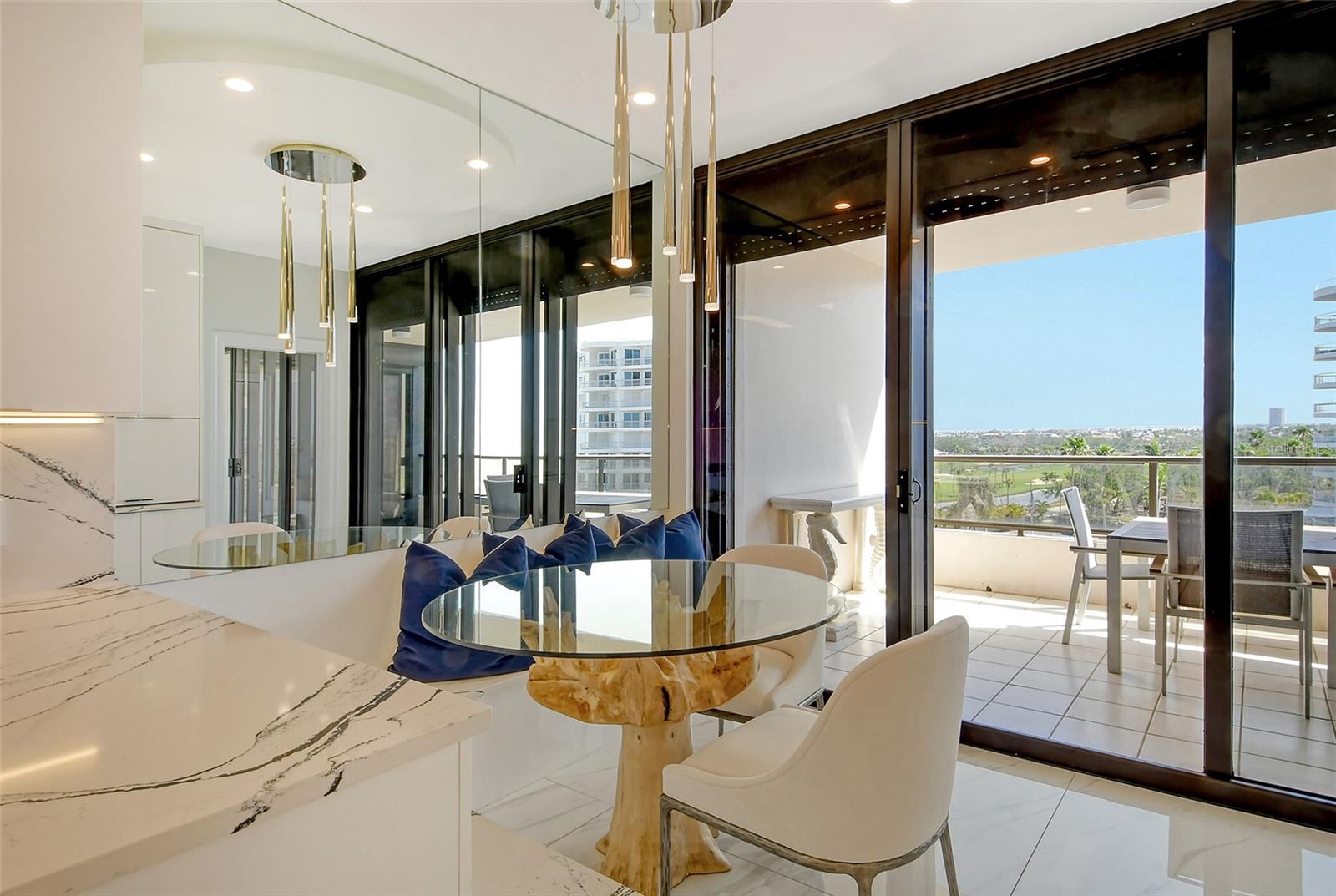 SANCTUARY IV - Residential