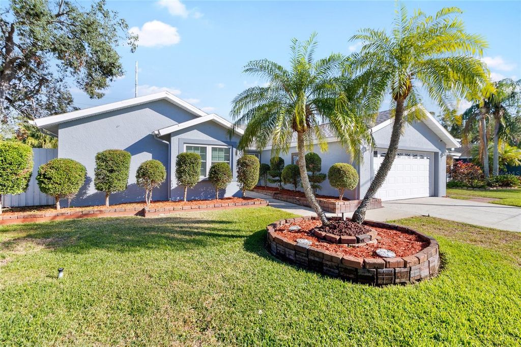 Photo of 8747 Glen Lakes Boulevard N, St Petersburg, FL 33702 (MLS # TB8427865)