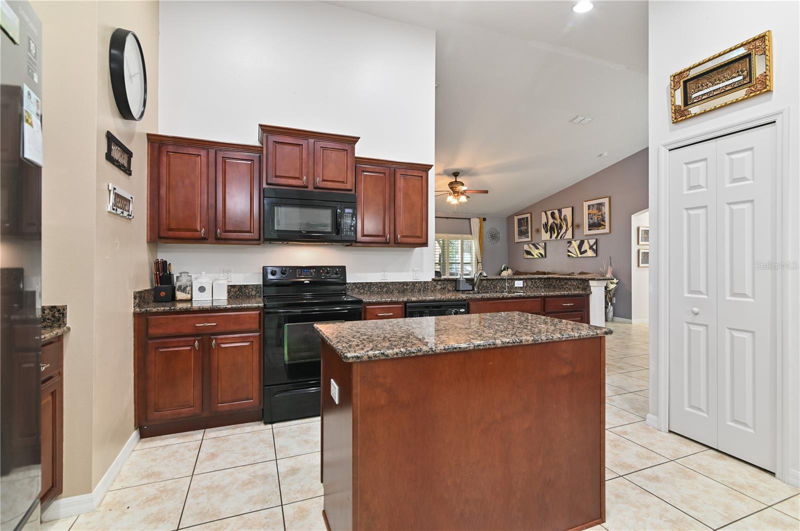 ISLES/BELLALAGO PH 02 - Residential