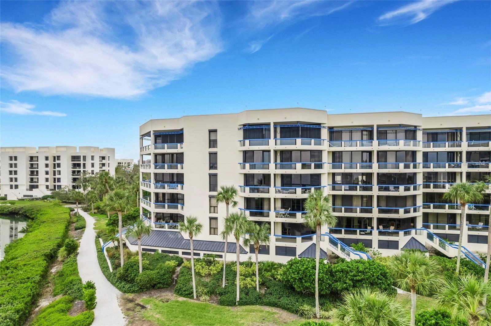 FAIRWAY BAY 3 - Residential