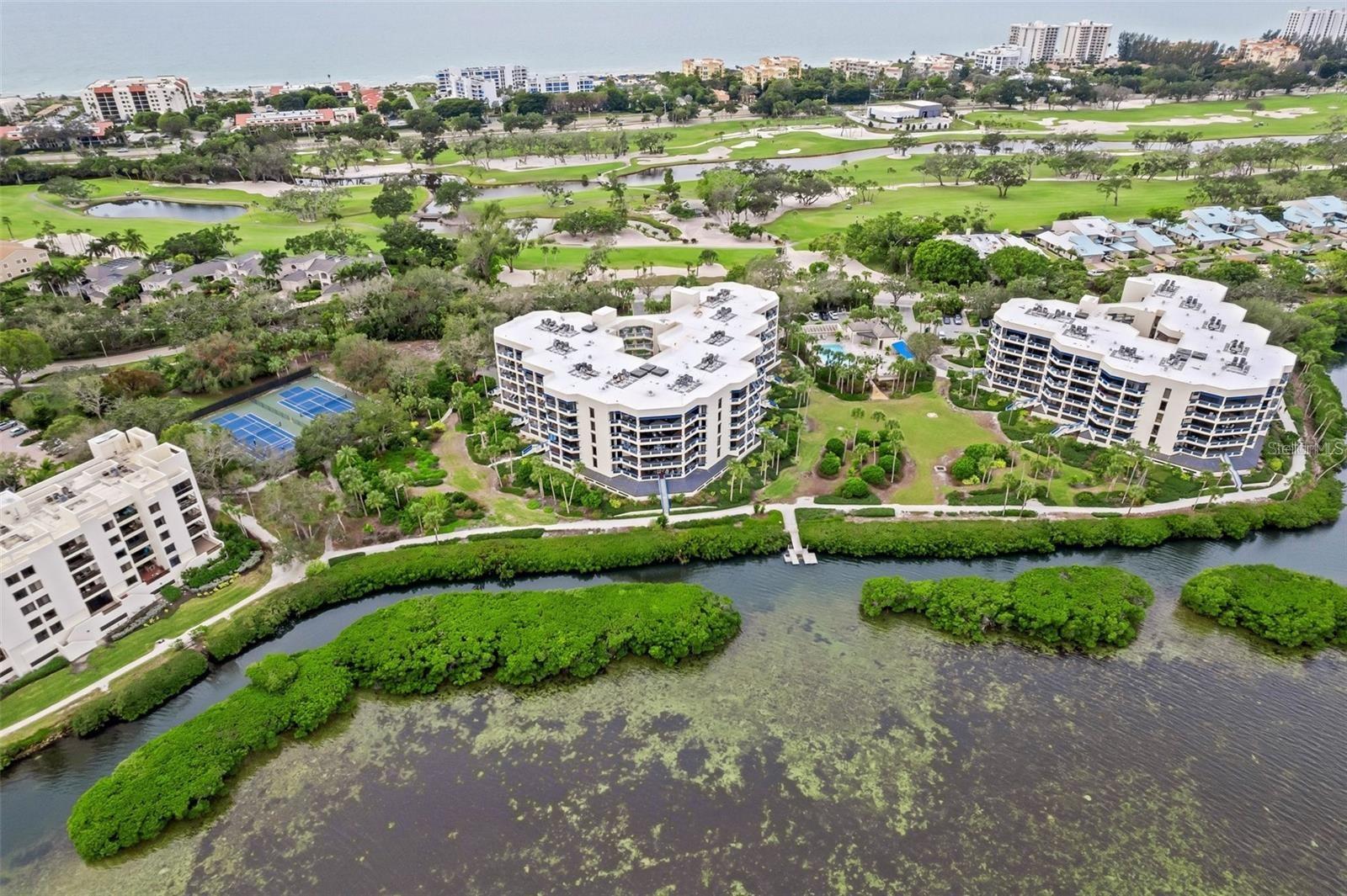 FAIRWAY BAY 3 - Residential