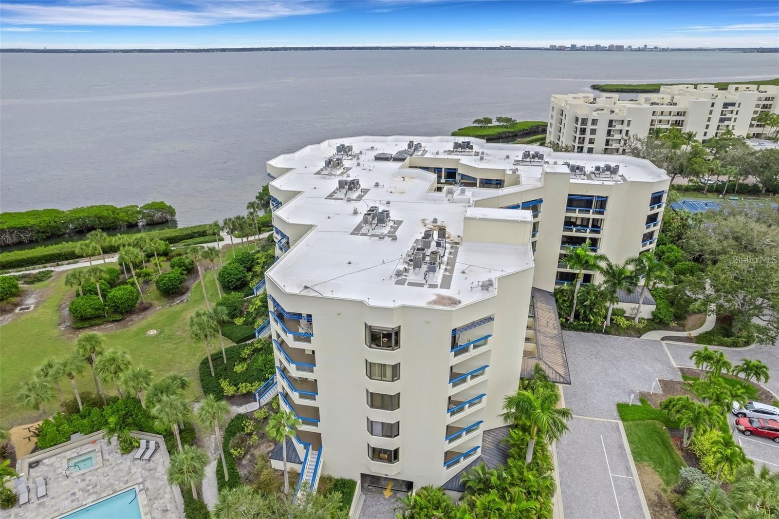 FAIRWAY BAY 3 - Residential