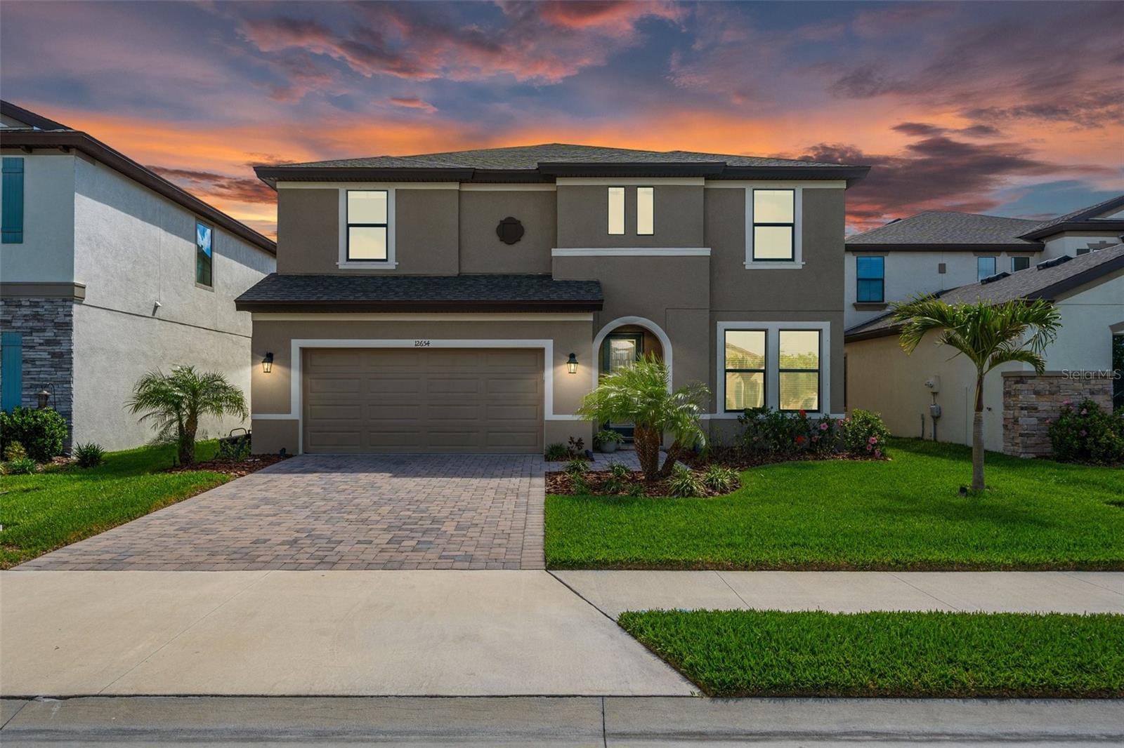 12654 OAK HILL WAY