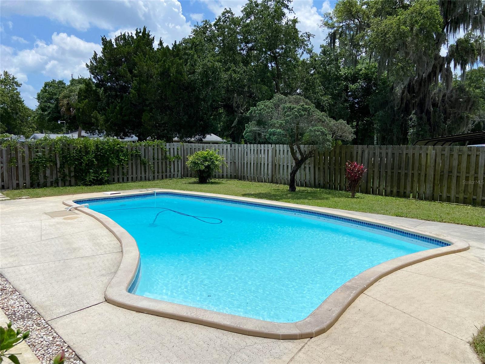 Hamiltons Add - Residential