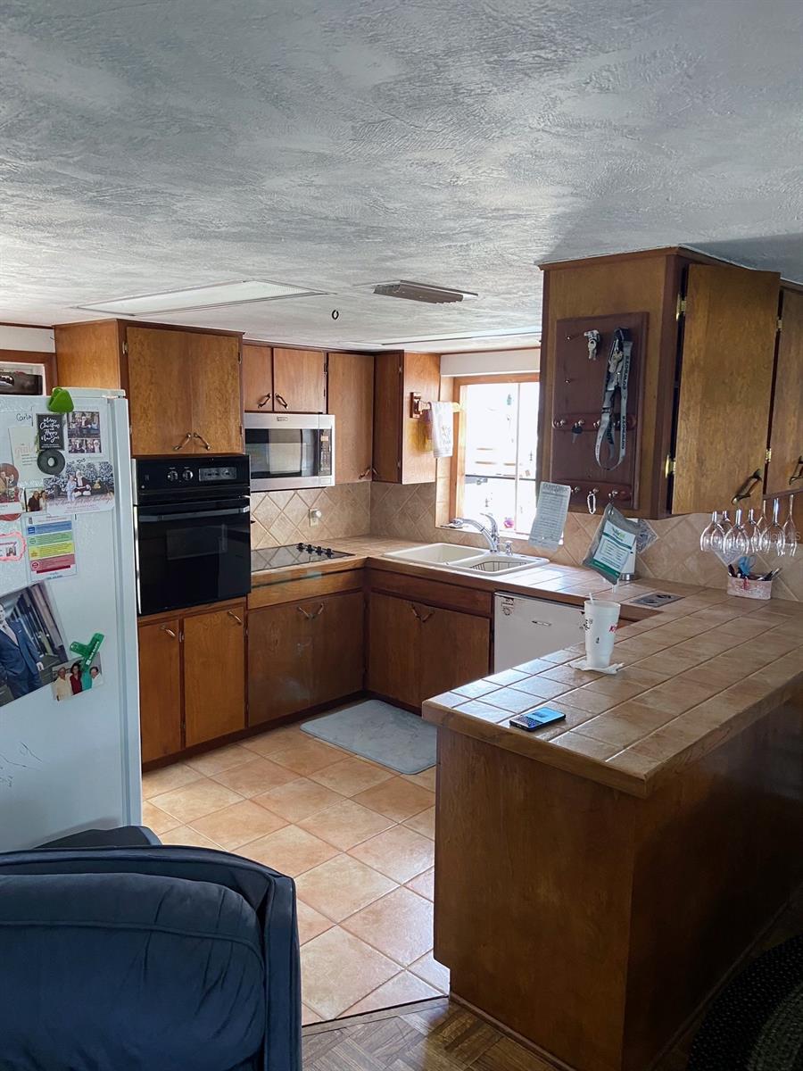 Hamiltons Add - Residential