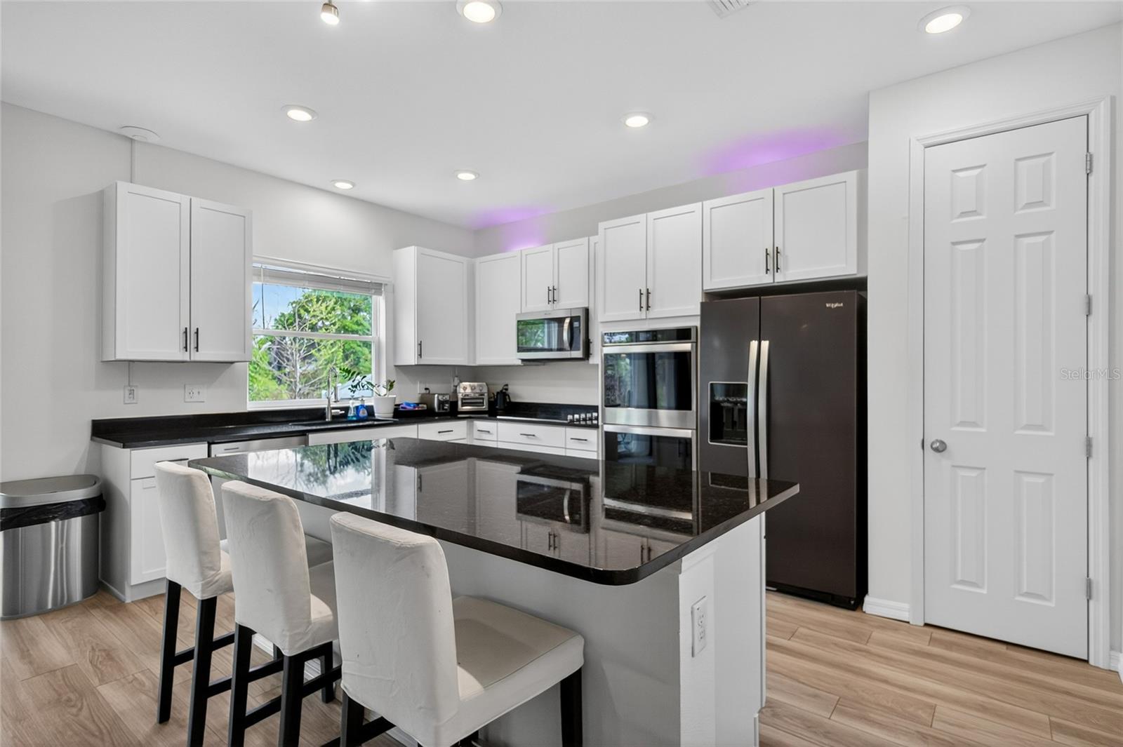 MIRROR LAKE STILLWATER - Residential