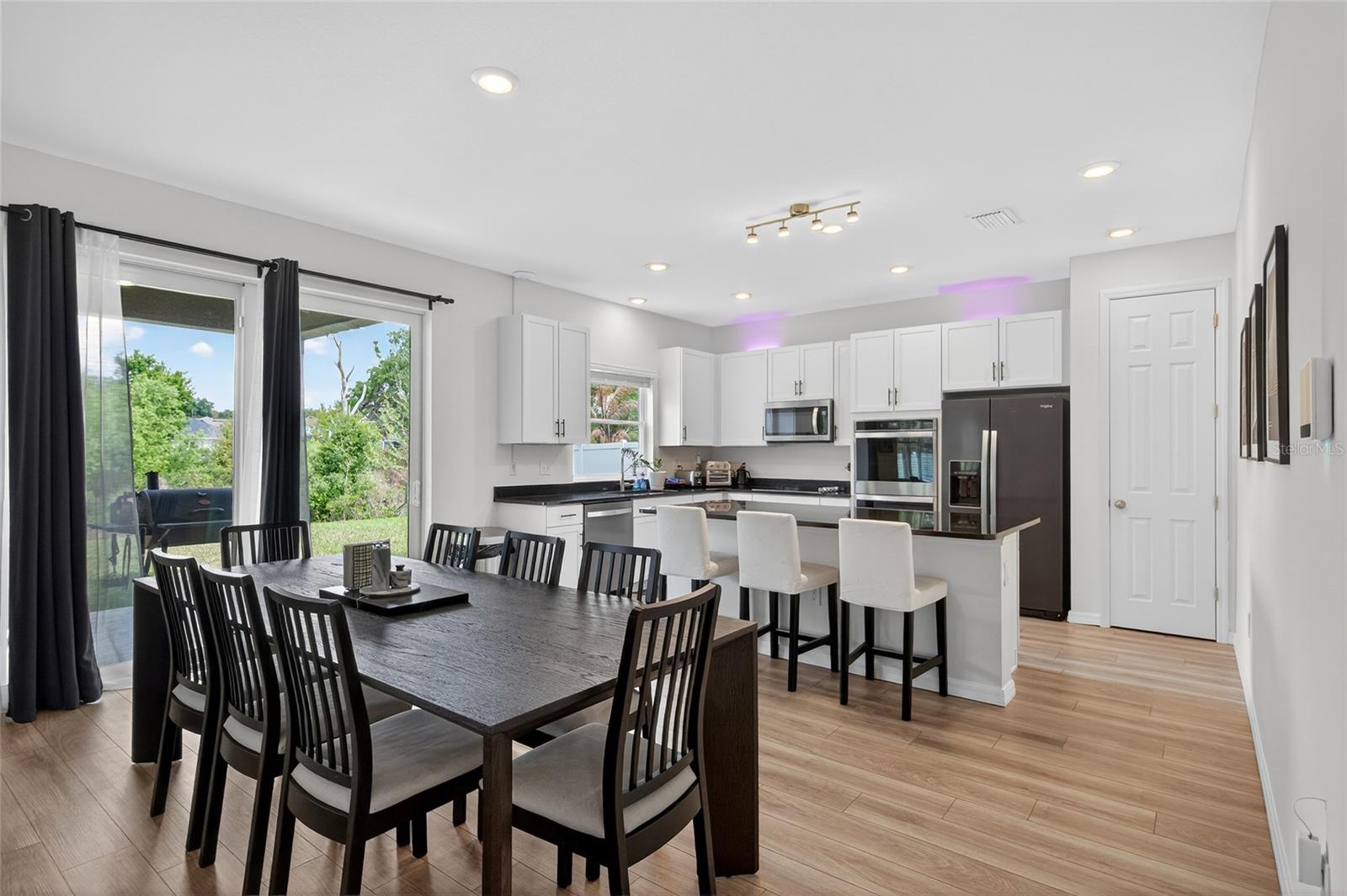 MIRROR LAKE STILLWATER - Residential