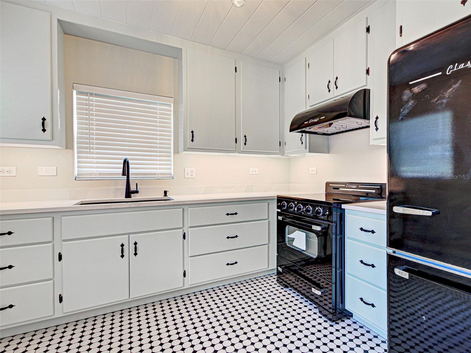 ENGLEWOOD OF - Residential