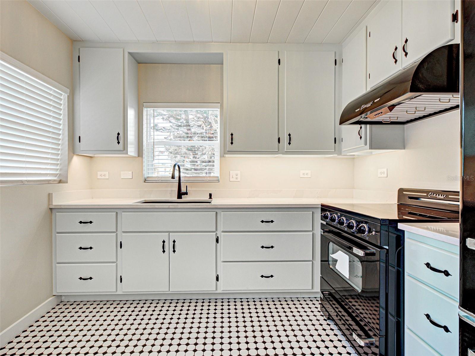 ENGLEWOOD OF - Residential