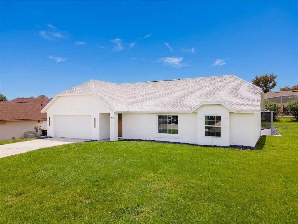 Photo of 5424 Loma Vista Drive E, Davenport, FL 33896 (MLS # G5116828)