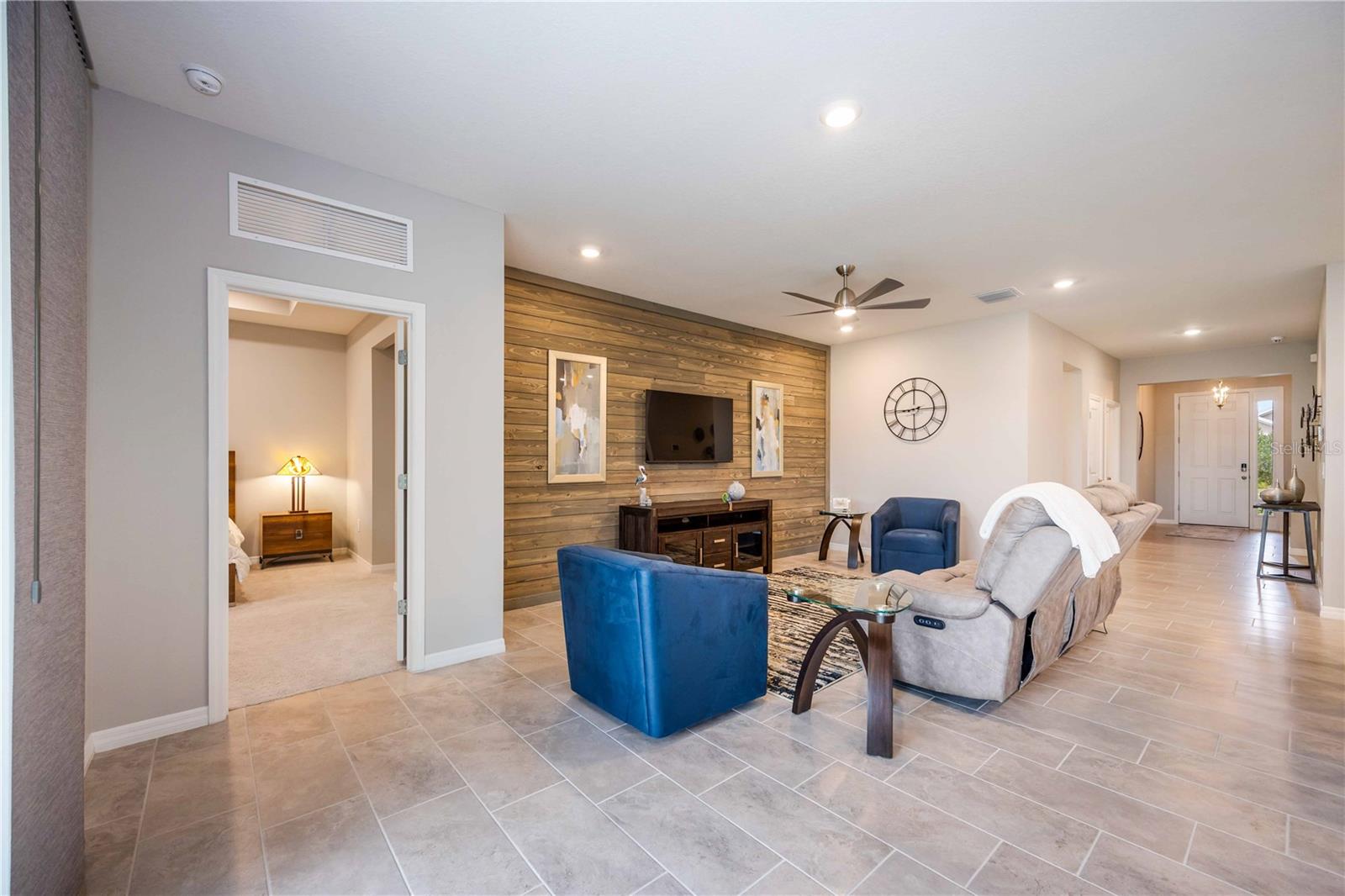 PROMENADE ESTATES ON PALMER RANCH - Residential