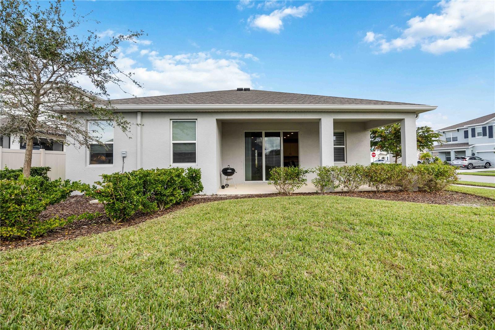 PROMENADE ESTATES ON PALMER RANCH - Residential