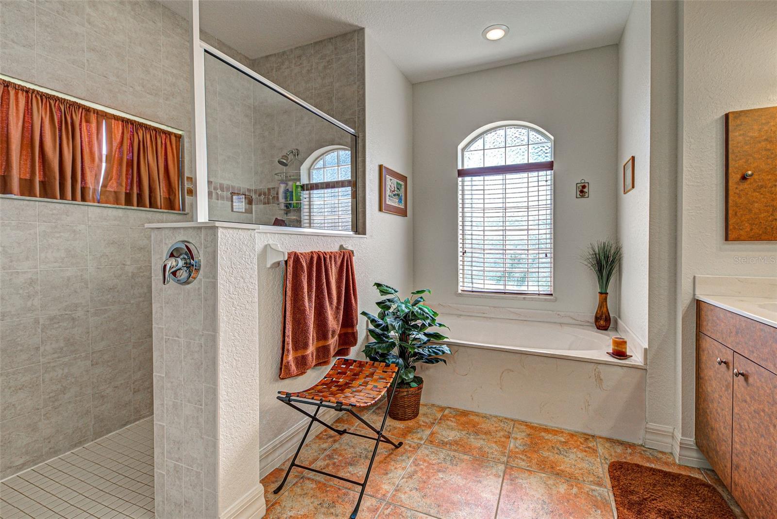 ROTONDA PINE RPH 000 0000 0982 - Residential