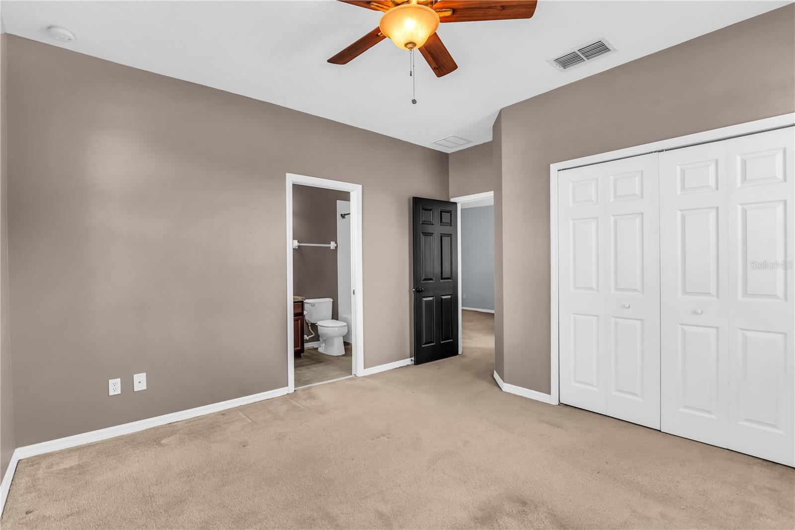 MCCORMICK WOODS - Residential