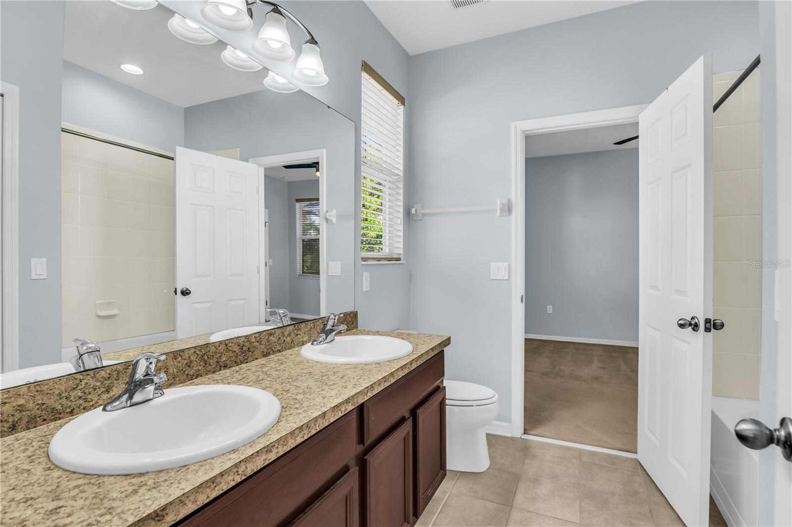 MCCORMICK WOODS - Residential