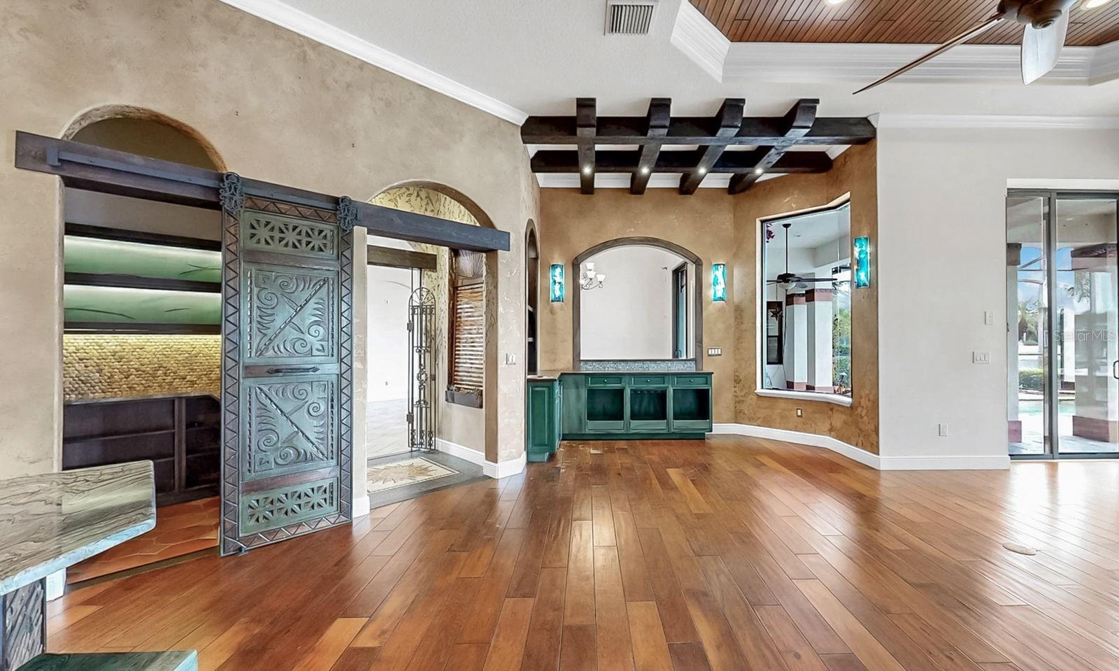 MIRABAY PH 2A-4 - Residential