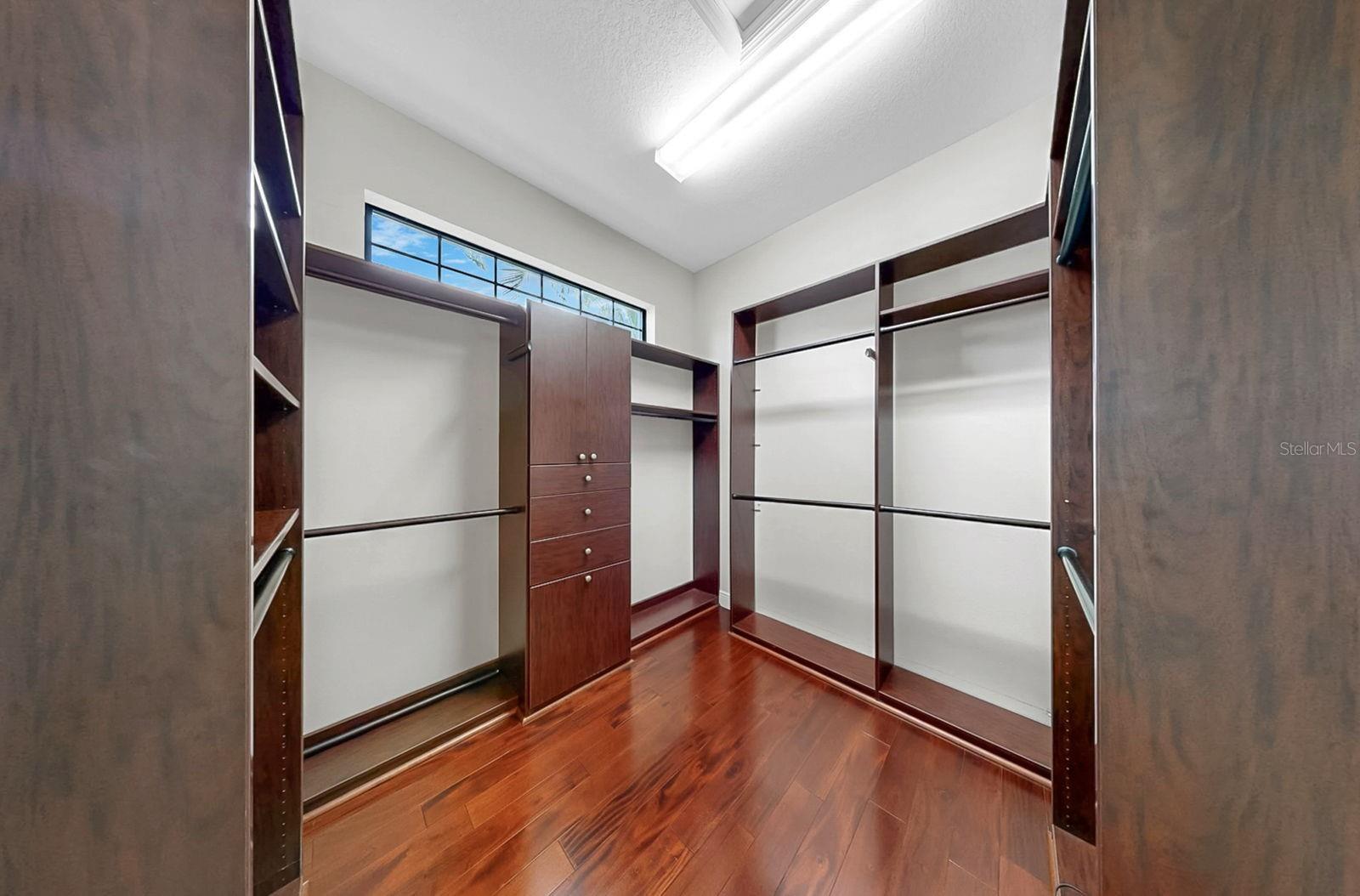 MIRABAY PH 2A-4 - Residential