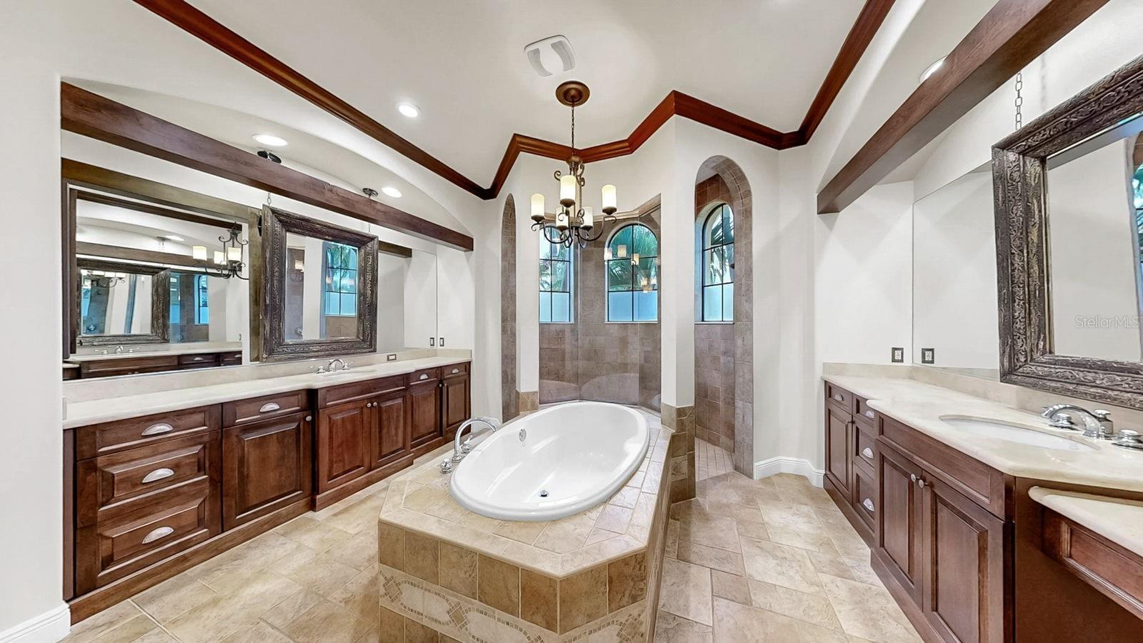 MIRABAY PH 2A-4 - Residential