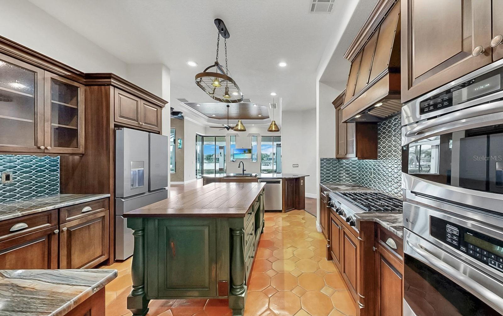 MIRABAY PH 2A-4 - Residential