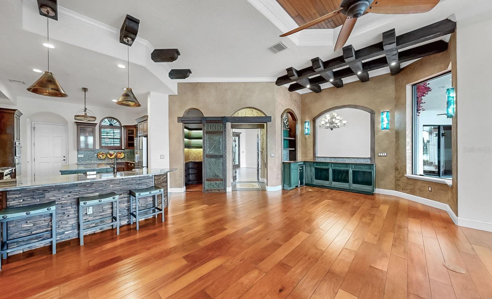 MIRABAY PH 2A-4 - Residential