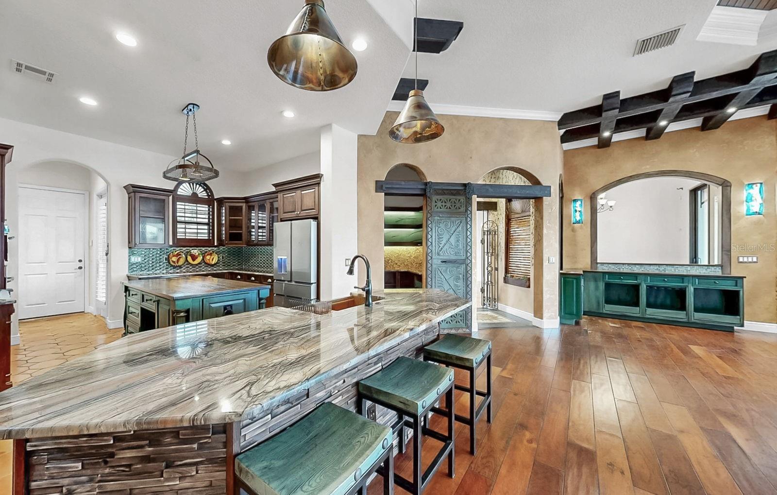 MIRABAY PH 2A-4 - Residential