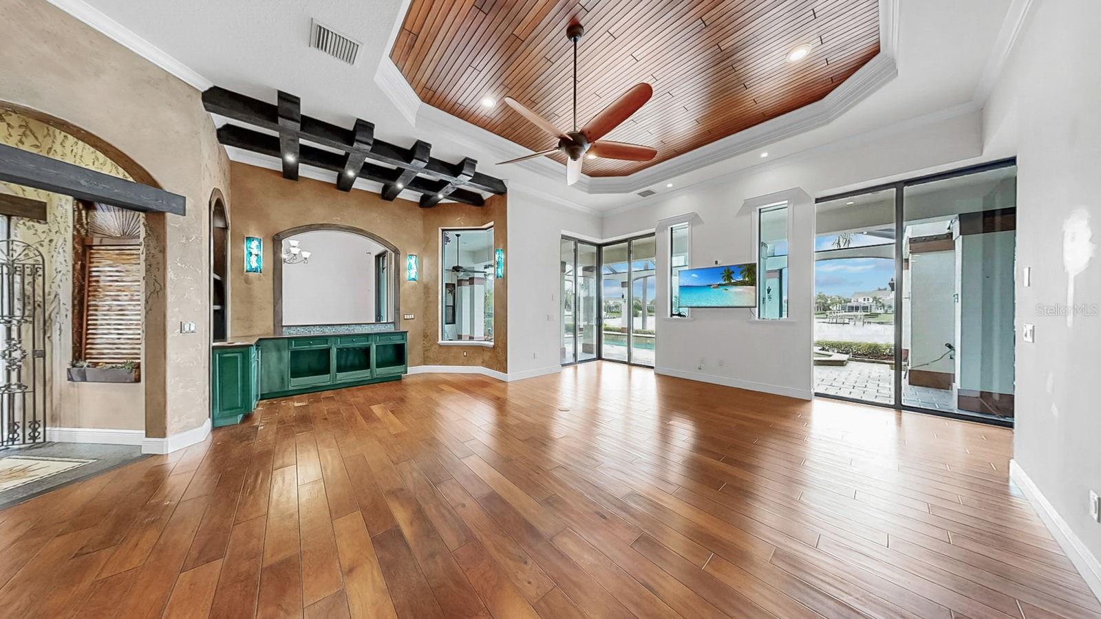 MIRABAY PH 2A-4 - Residential