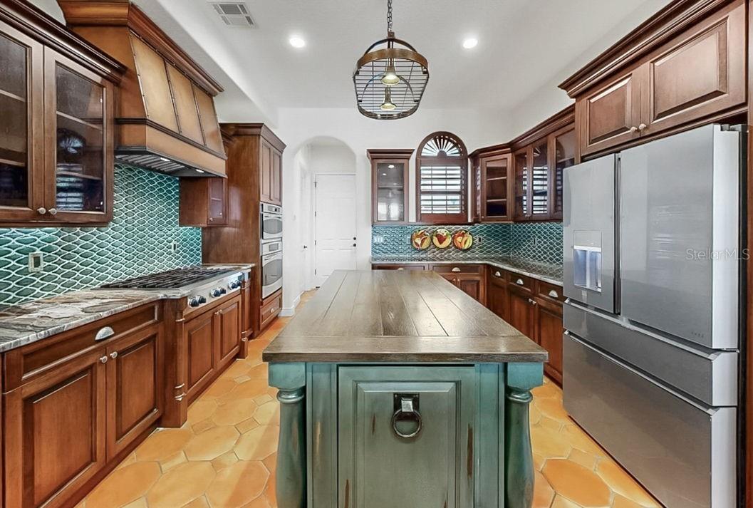 MIRABAY PH 2A-4 - Residential