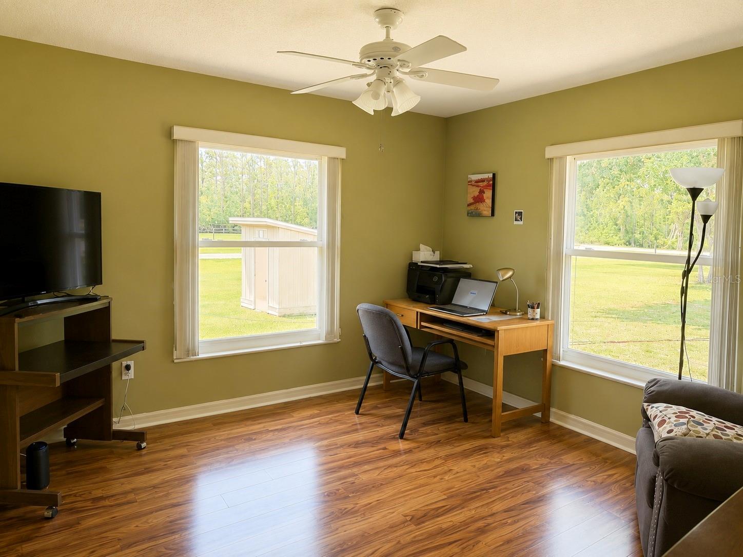 COUNTRY ACRES UNIT 04 - Residential